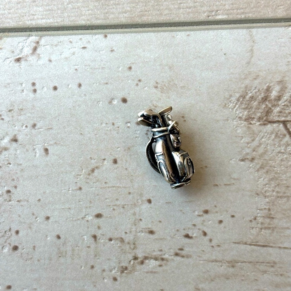 James Avery - Picture 2 of 3